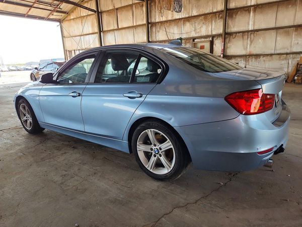 2015 BMW 320