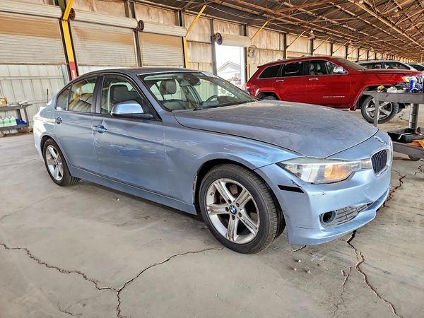 2015 BMW 320