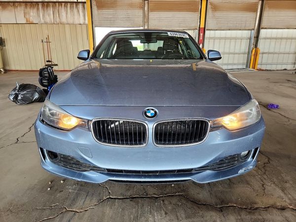 2015 BMW 320