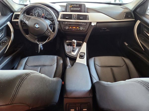 2015 BMW 320