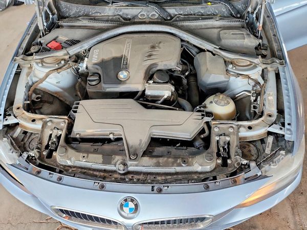 2015 BMW 320