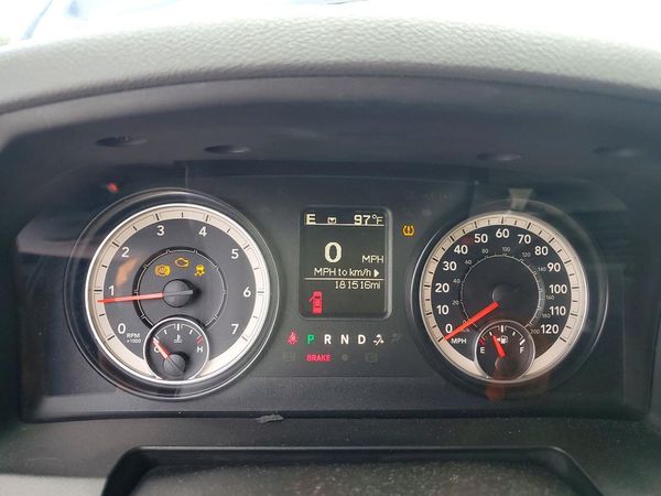 2016 RAM 1500 ST QUAD CAB 4X4