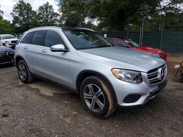 2016 MERCEDES-BENZ GLC