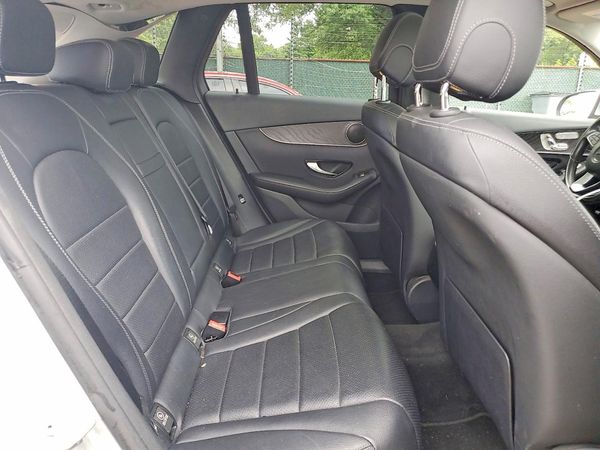 2016 MERCEDES-BENZ GLC