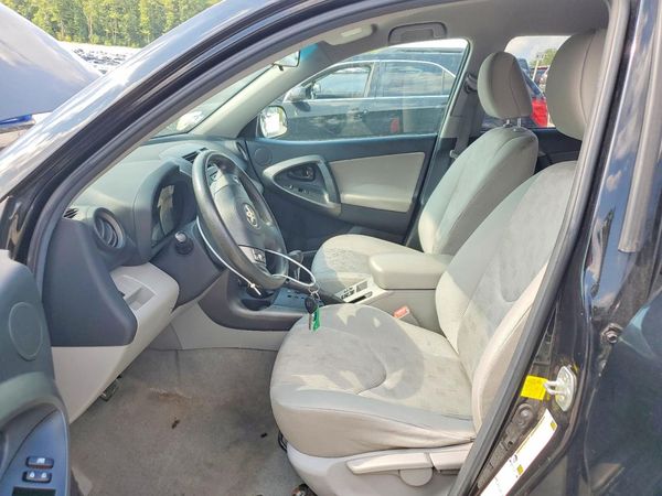 2012 TOYOTA RAV4 Standard