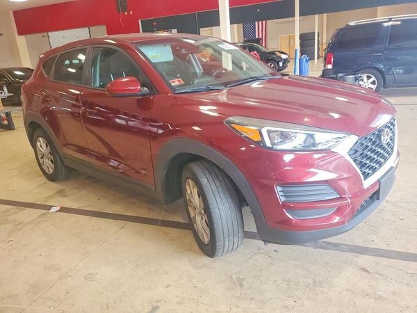 2019 HYUNDAI TUCSON SE