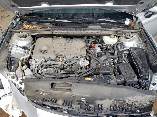 2025 TOYOTA CAMRY — Engine bay