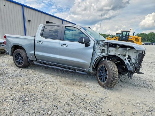 2024 CHEVROLET SILVERADO RST