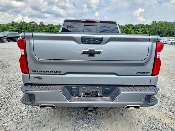 2024 CHEVROLET SILVERADO RST