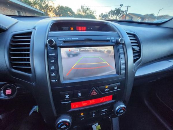 2013 KIA SORENTO