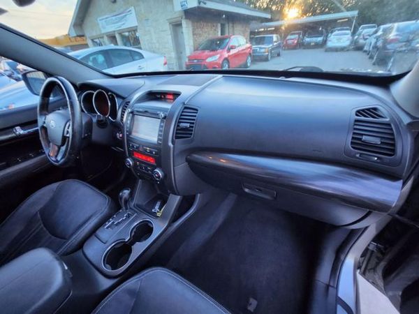 2013 KIA SORENTO