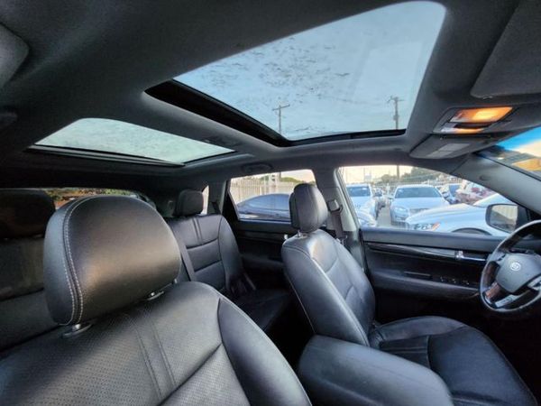 2013 KIA SORENTO