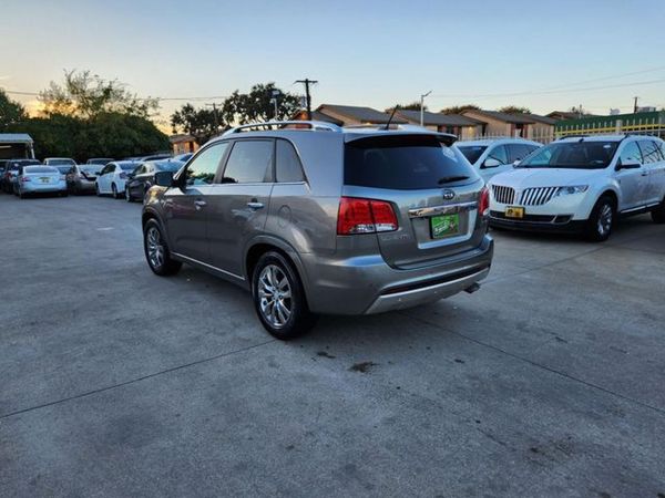 2013 KIA SORENTO