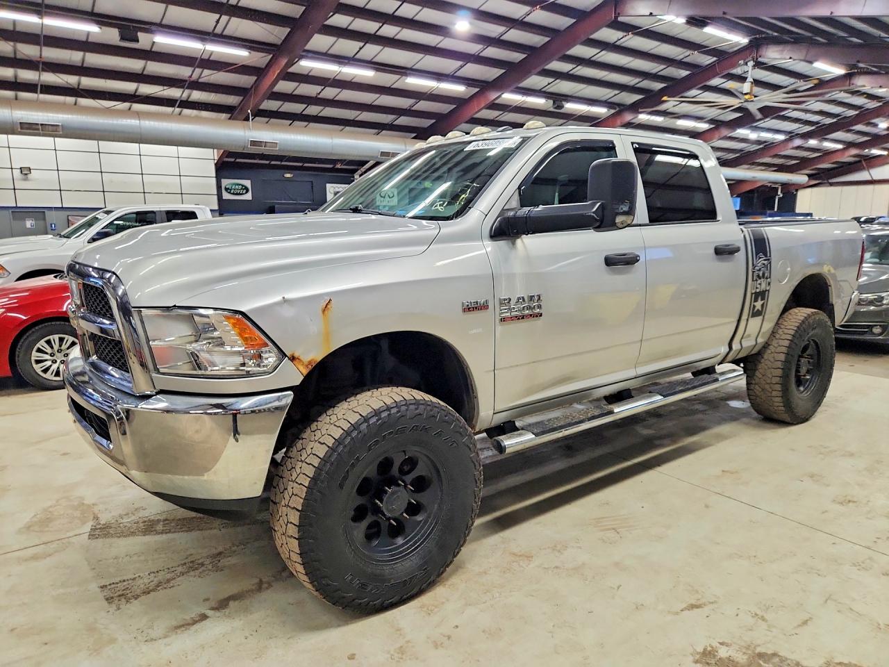2016 RAM 2500 ST CREW CAB 4X4