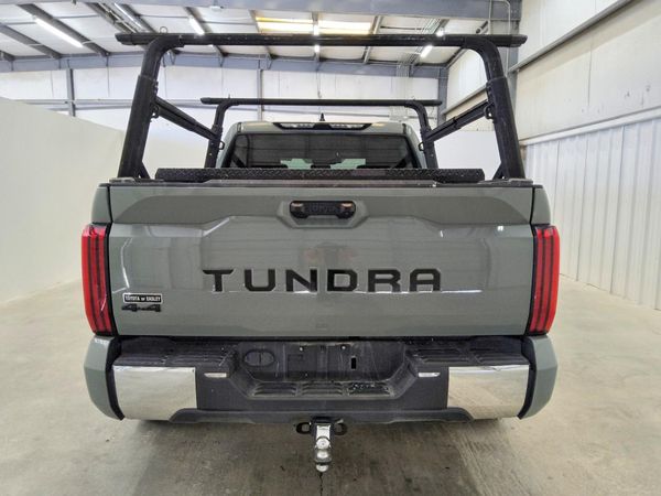2023 TOYOTA TUNDRA SR5