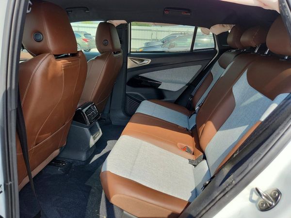 2025 VOLKSWAGEN ID.4 Pro