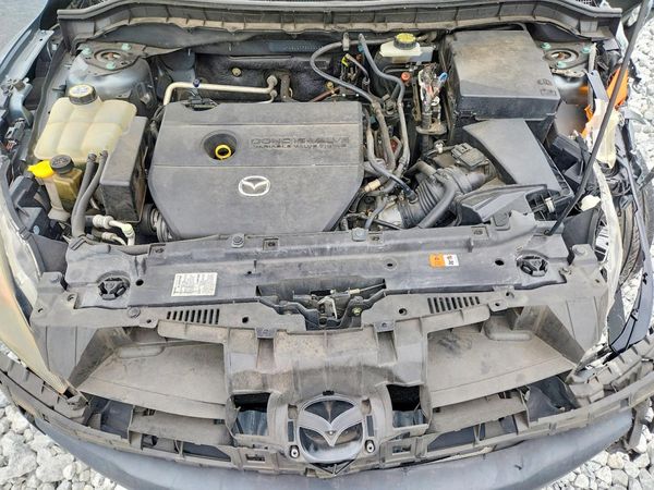 2013 MAZDA 3 SV/Base