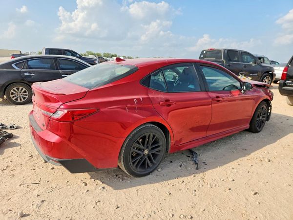 2025 TOYOTA CAMRY