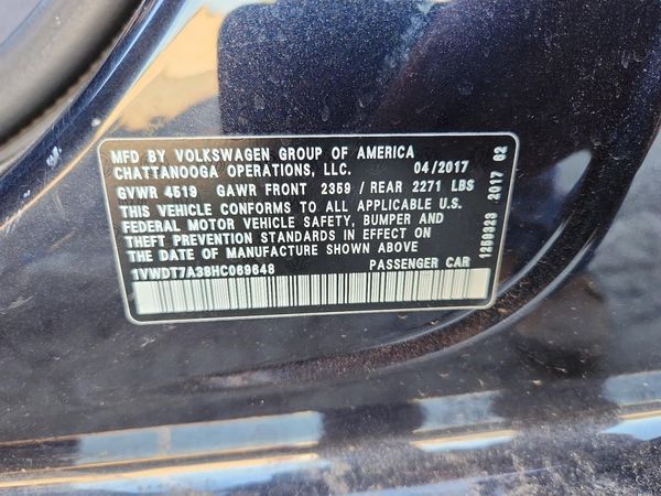 2017 VOLKSWAGEN PASSAT R-Line