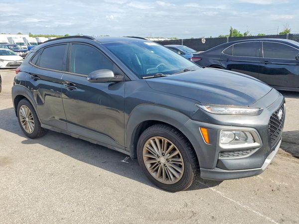 2018 HYUNDAI KONA SEL with Tech Pkg