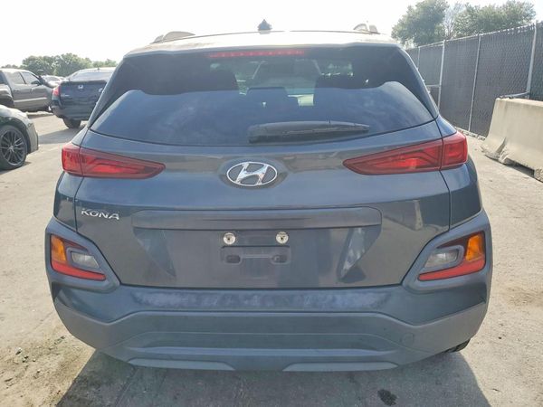 2018 HYUNDAI KONA SEL with Tech Pkg