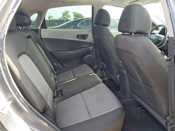 2018 HYUNDAI KONA SEL with Tech Pkg