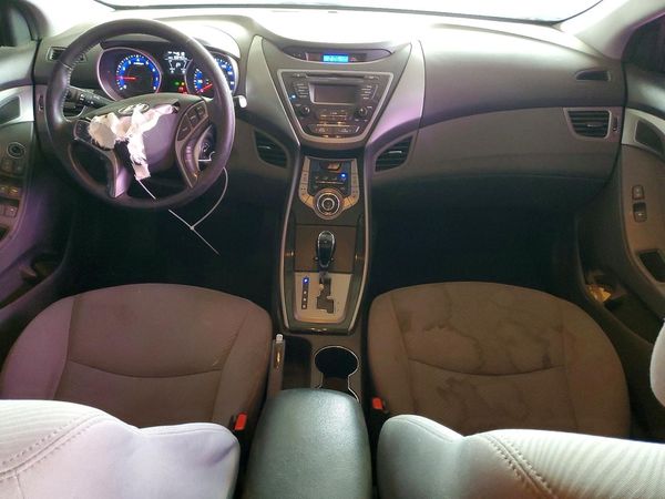 2013 HYUNDAI ELANTRA