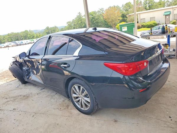 2015 INFINITI Q50