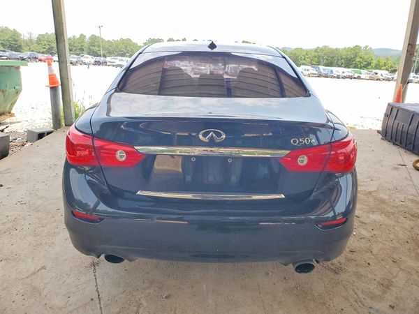 2015 INFINITI Q50