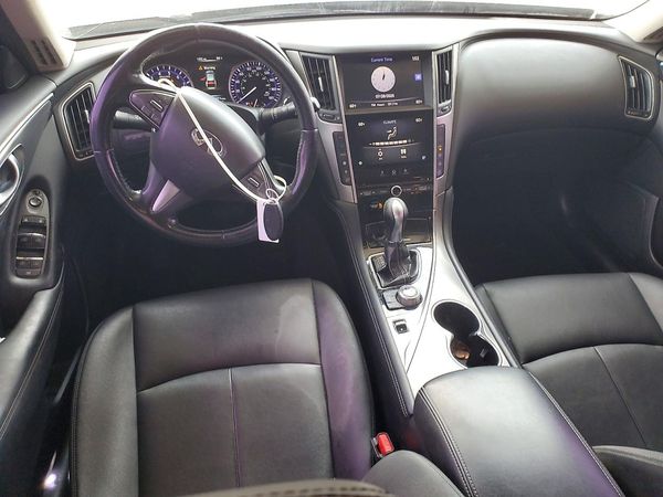 2015 INFINITI Q50