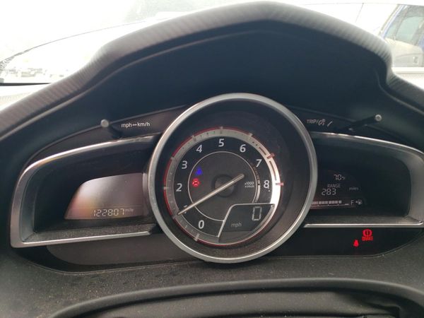 2015 MAZDA 3