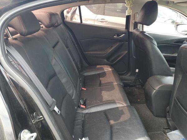 2015 MAZDA 3