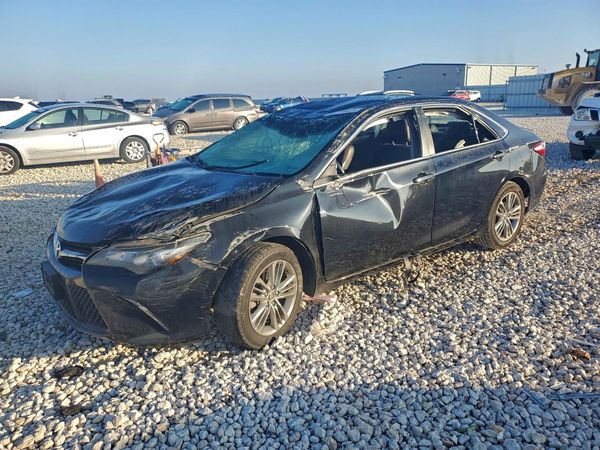 2017 TOYOTA CAMRY