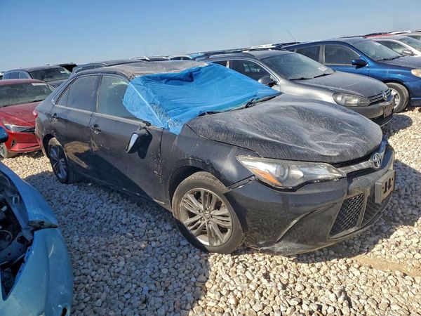 2017 TOYOTA CAMRY
