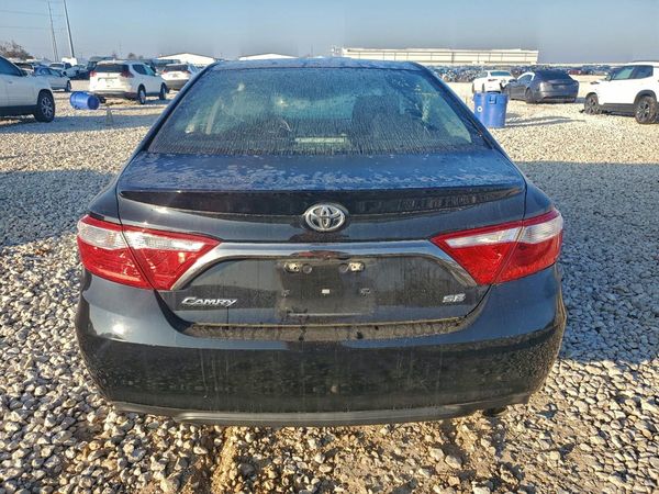2017 TOYOTA CAMRY
