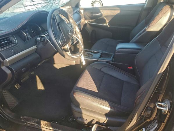 2017 TOYOTA CAMRY