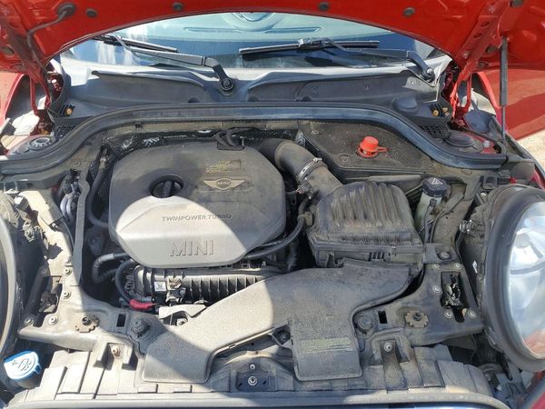 2014 MINI COOPER