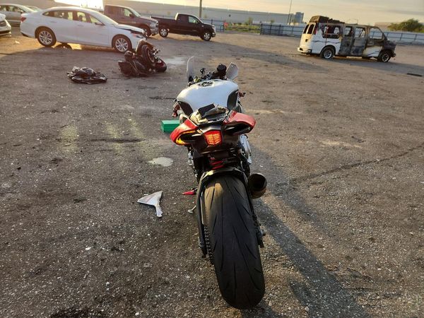 2016 YAMAHA YZF1000