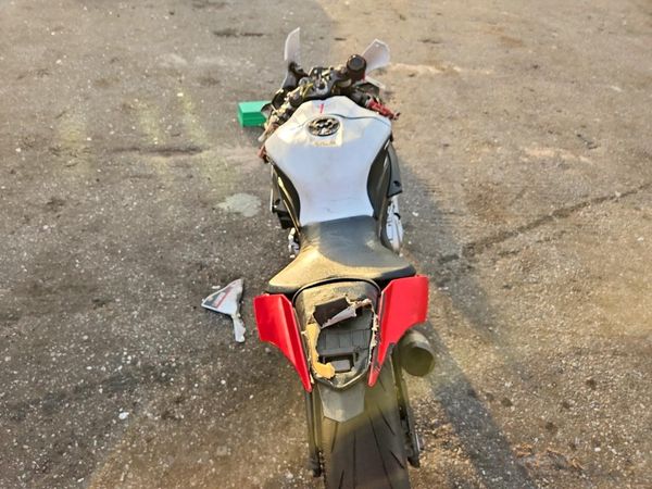 2016 YAMAHA YZF1000