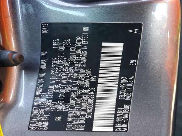 2013 TOYOTA SIENNA