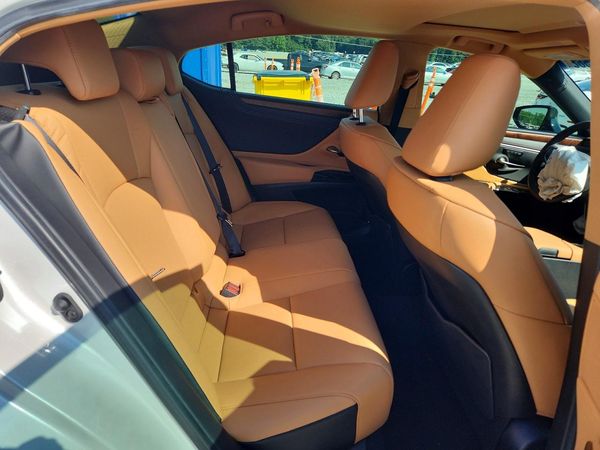 2025 LEXUS ES 350 350 Premium