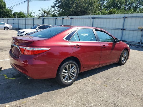 2017 TOYOTA CAMRY