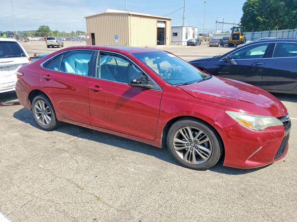2017 TOYOTA CAMRY