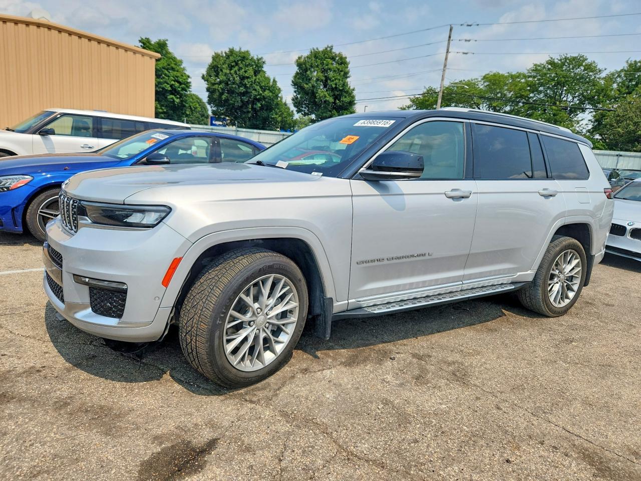 2022 JEEP GRAND CHEROKEE Summit