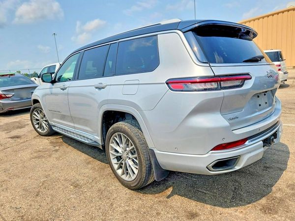 2022 JEEP GRAND CHEROKEE Summit