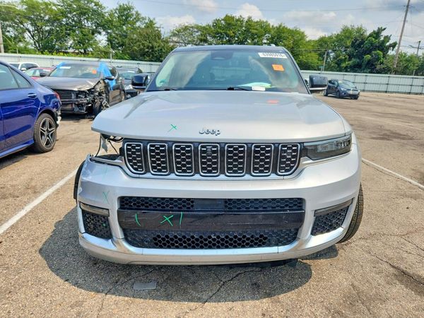 2022 JEEP GRAND CHEROKEE Summit