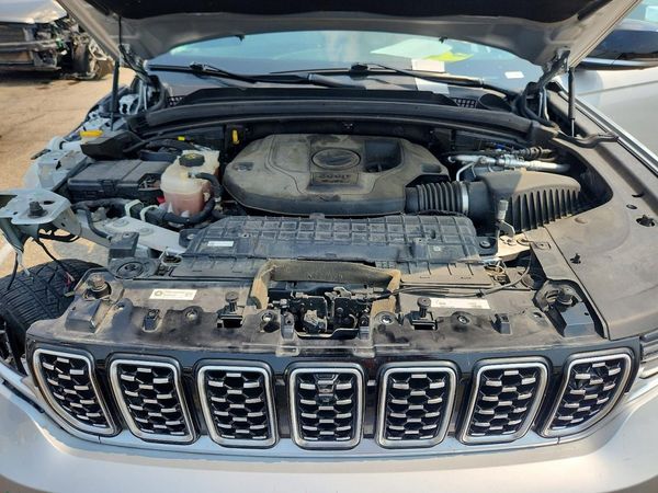 2022 JEEP GRAND CHEROKEE Summit