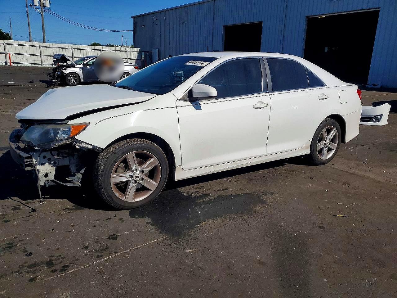 2012 TOYOTA CAMRY