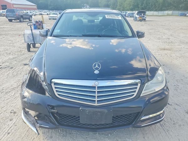 2013 MERCEDES-BENZ C