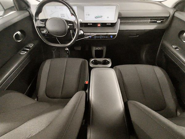 2024 HYUNDAI IONIQ SEL